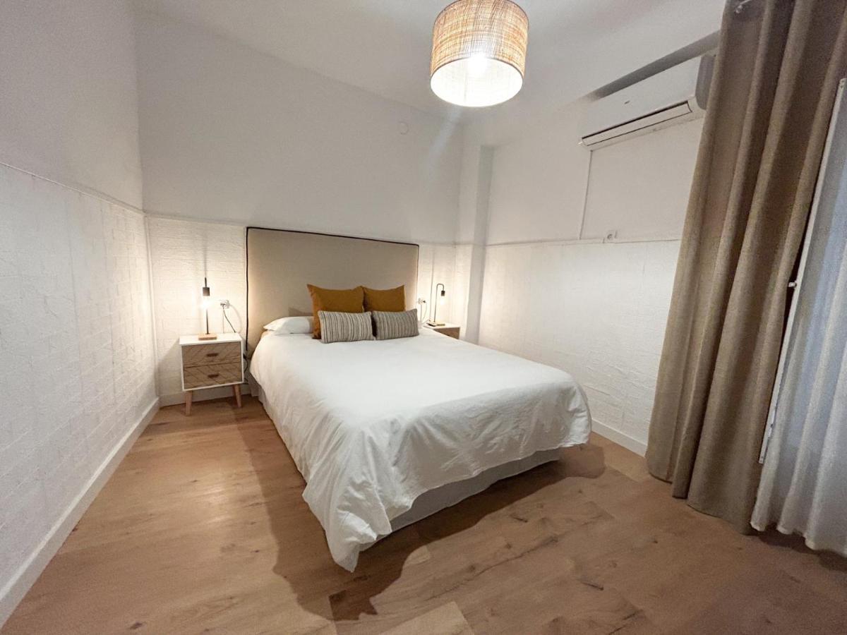 Apartamento Plaza กาสติเญฮา เด ลาเกวสตา ภายนอก รูปภาพ
